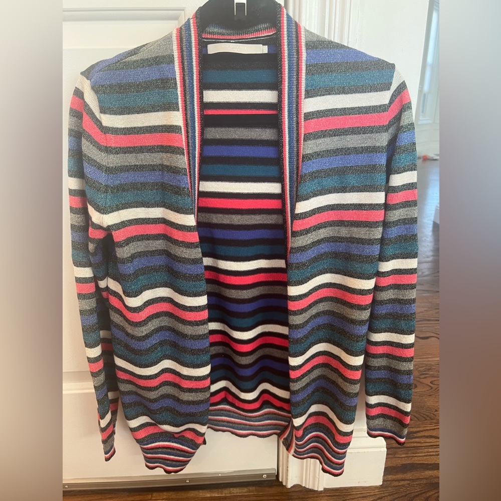 Gorgeous striped cardigan with subtle sheen, XS One Grey Day